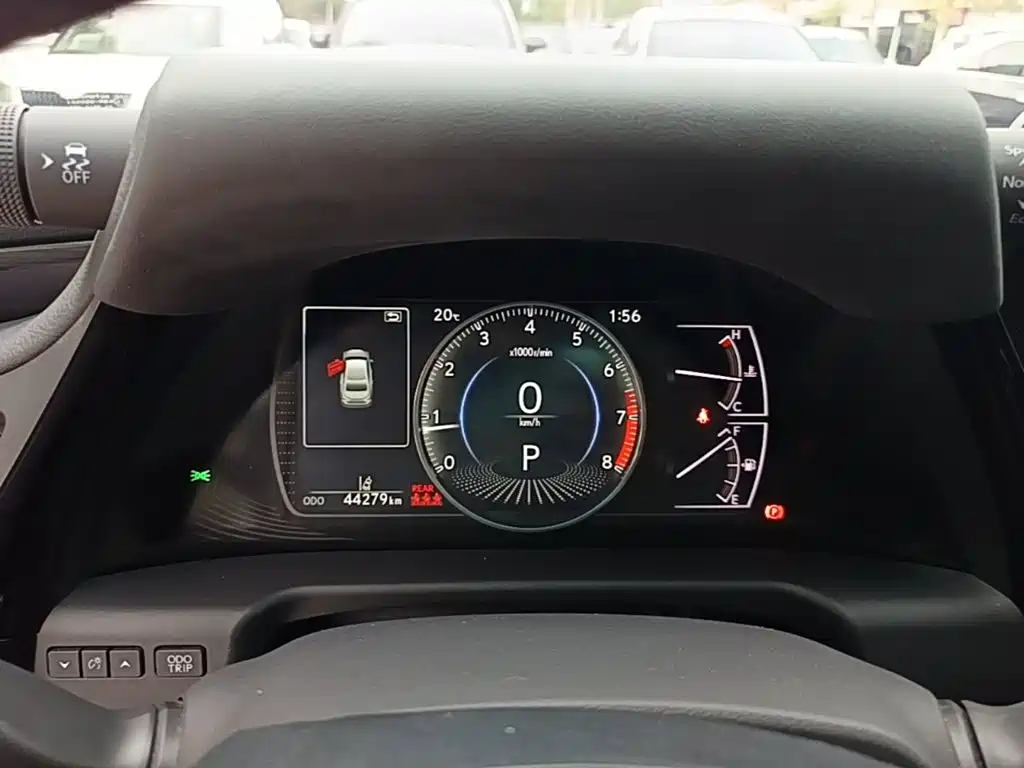 Lexus ES — миниатюра 12