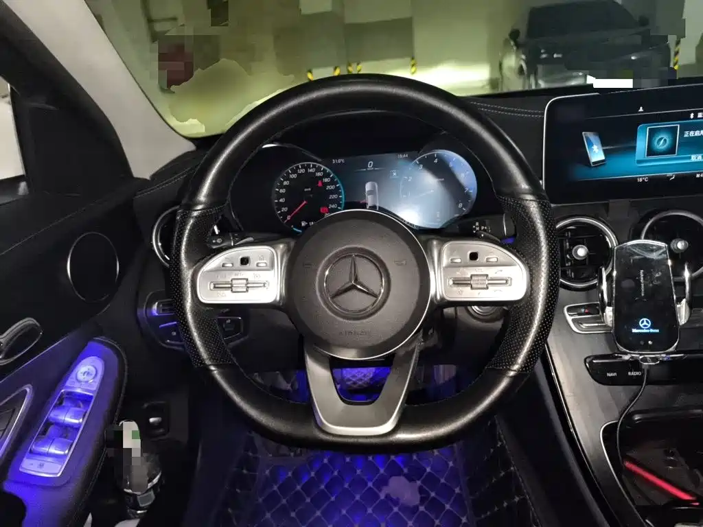 Mercedes-Benz C-Class — миниатюра 6