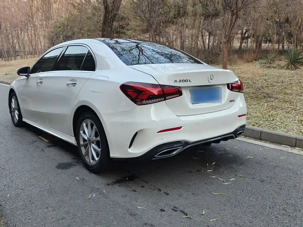 MERCEDES-BENZ A CLASS