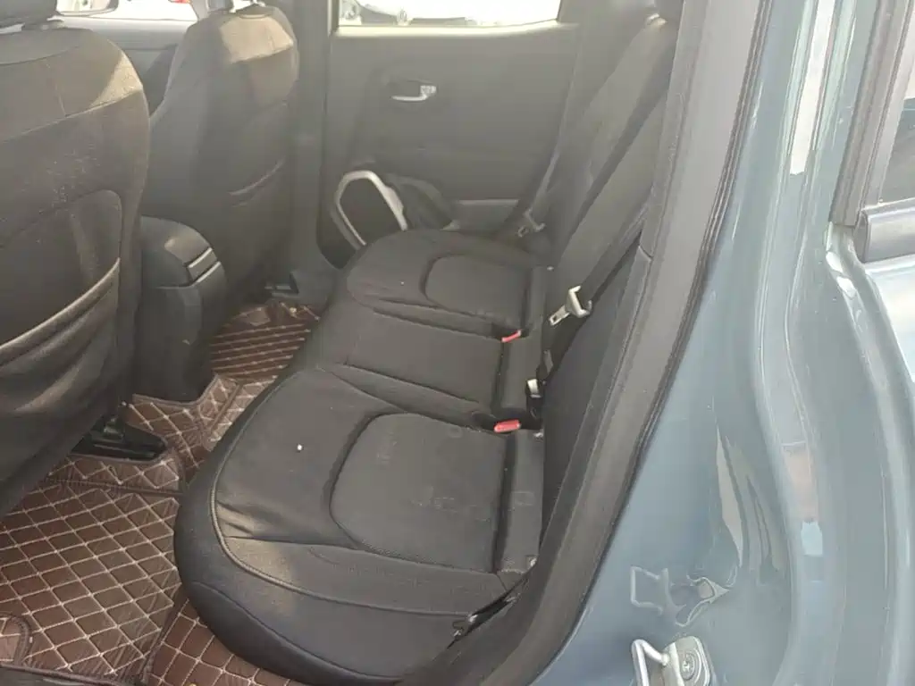 Jeep Renegade — миниатюра 17