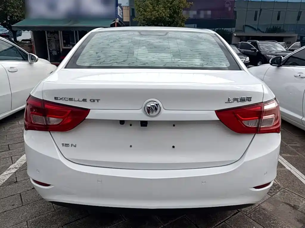 Buick Excelle — миниатюра 6