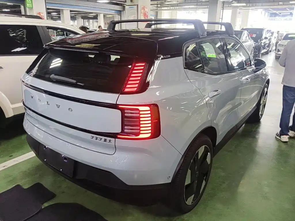 Volvo EX30 — миниатюра 7
