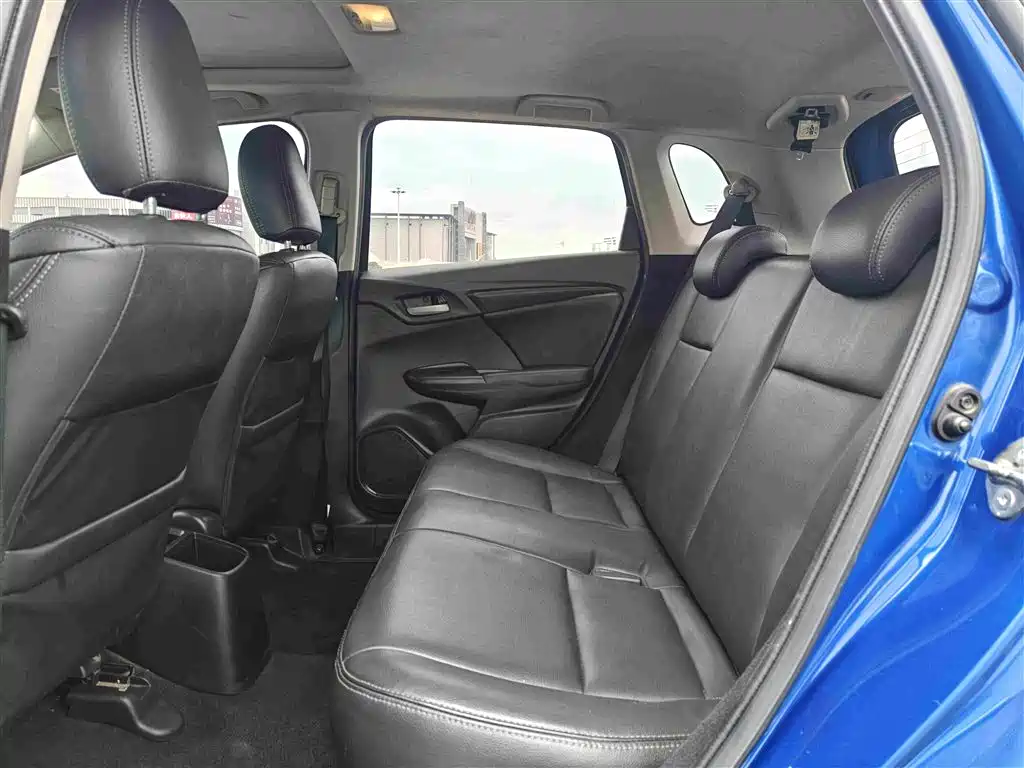Honda Fit — миниатюра 17