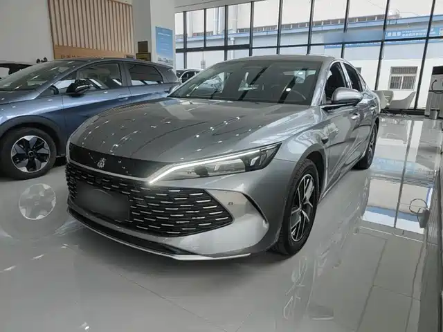 2025 BYD Qin