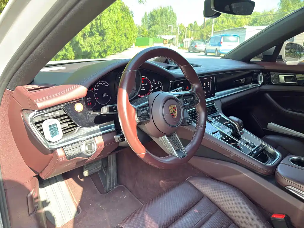Porsche Panamera — миниатюра 4