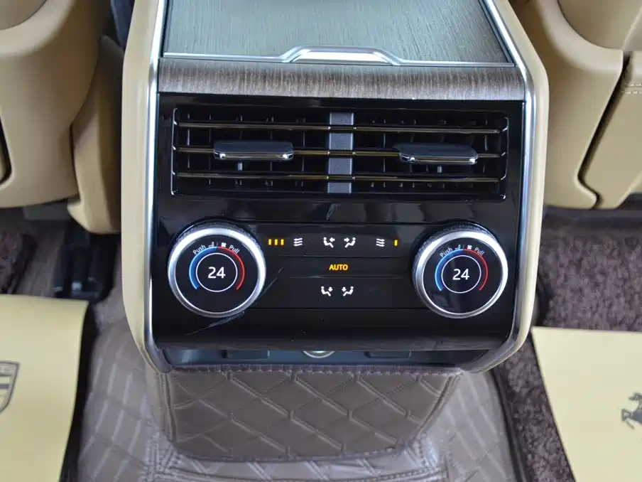Land Rover Range Rover — миниатюра 10