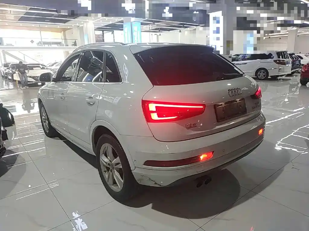 Audi Q3 — миниатюра 5