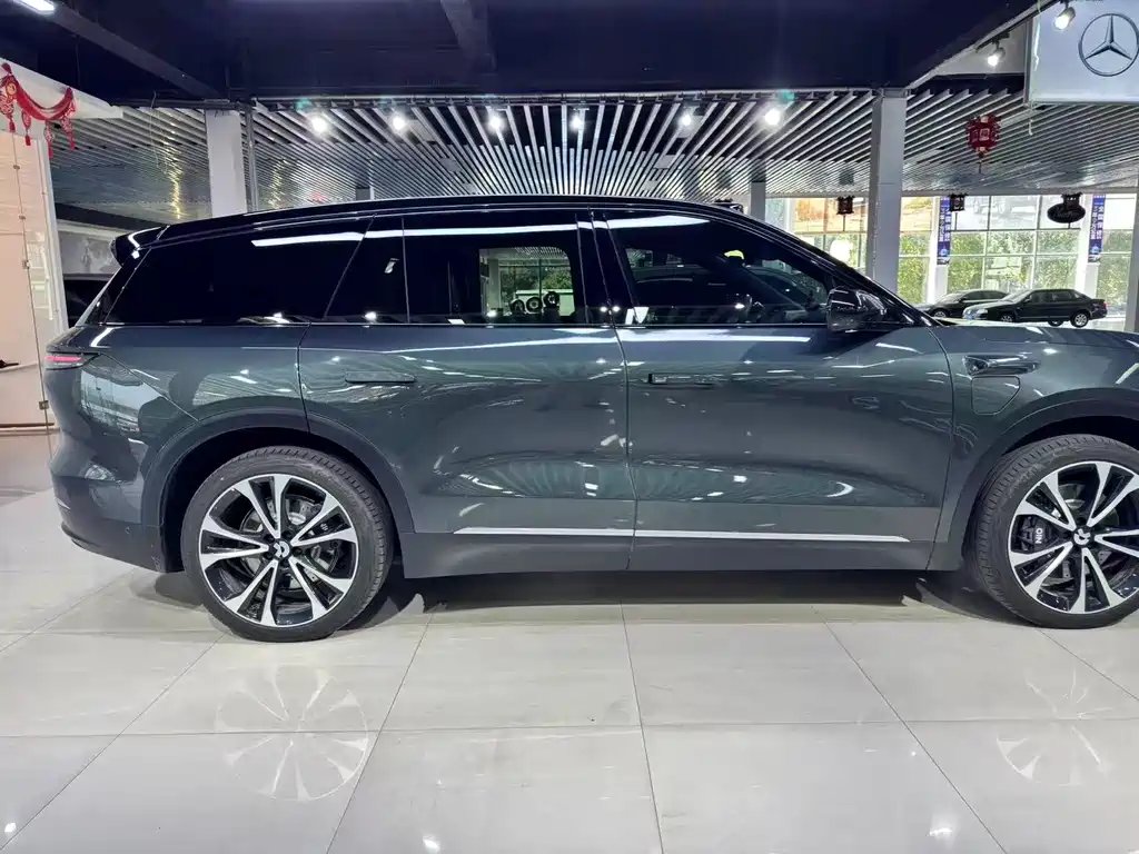 NIO ES8 — миниатюра 9