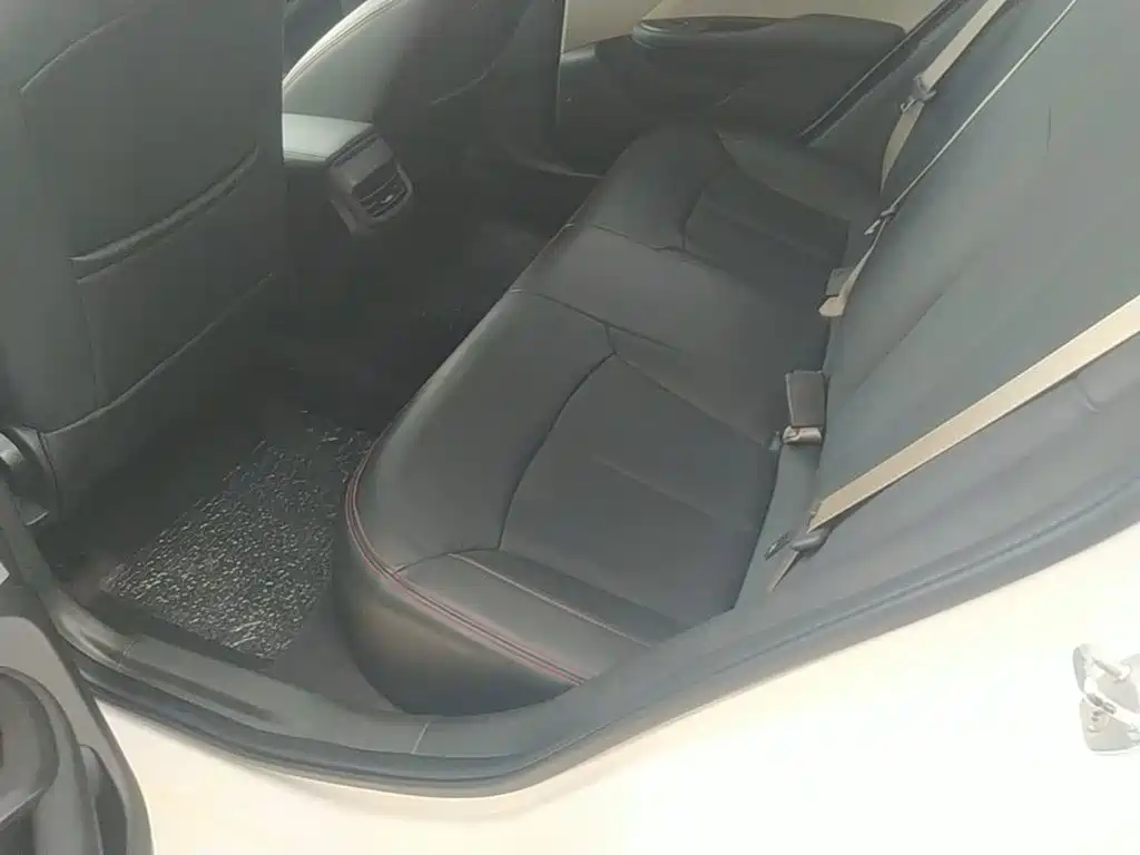 Buick Excelle — миниатюра 17