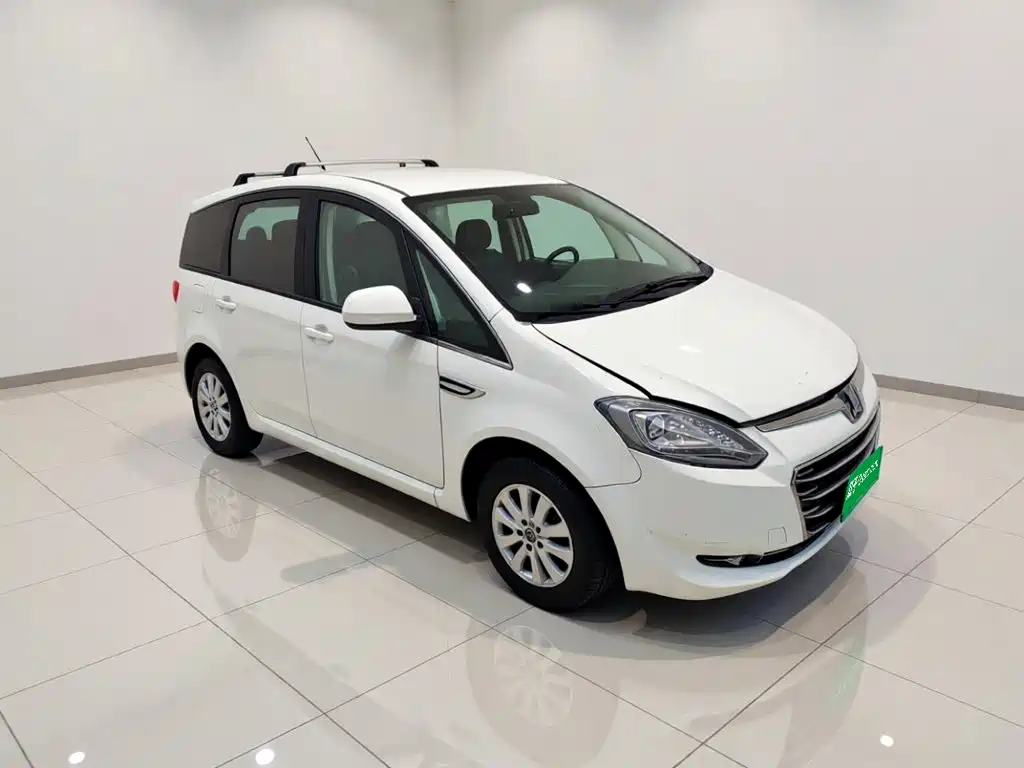 Luxgen Big 7 MPV — миниатюра 3