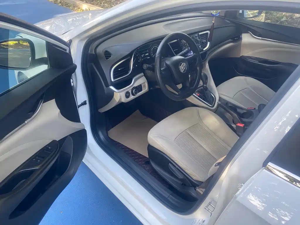 Buick Excelle — миниатюра 10