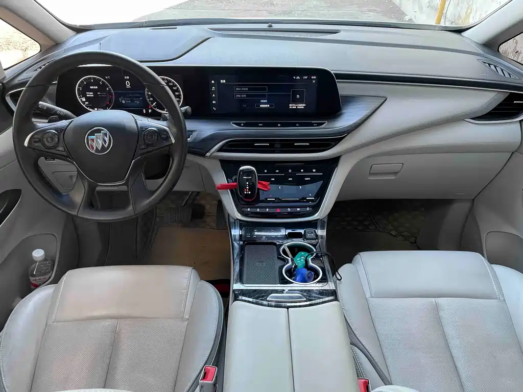 Buick GL8 — миниатюра 7