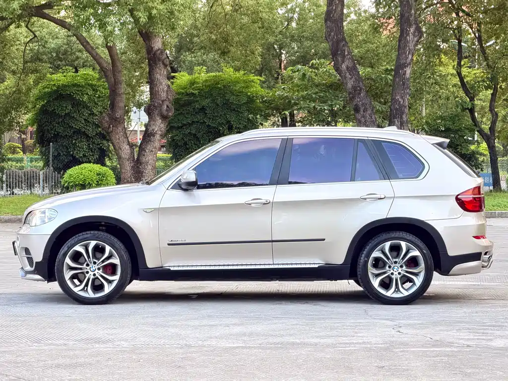 BMW X5 (Import) — миниатюра 4