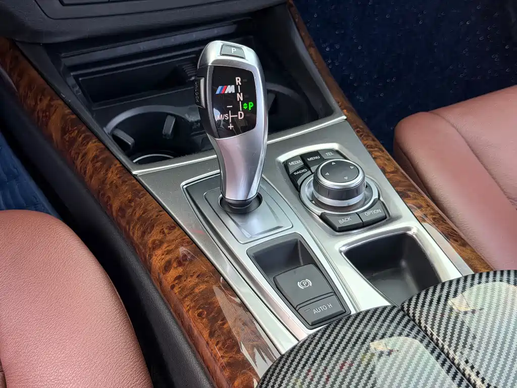 BMW X5 (Import) — миниатюра 14