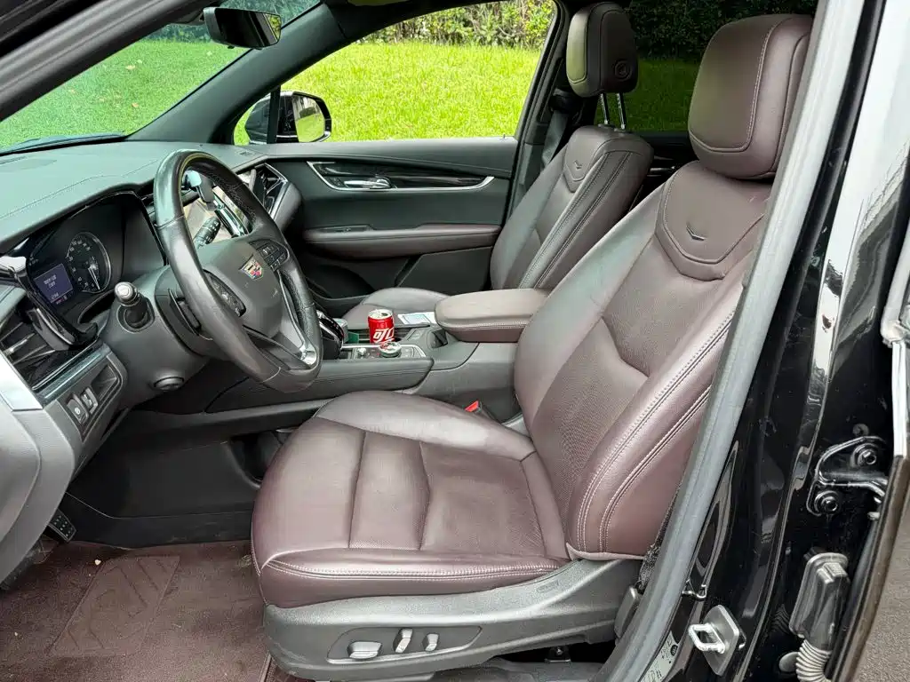 Cadillac XT6 — миниатюра 8