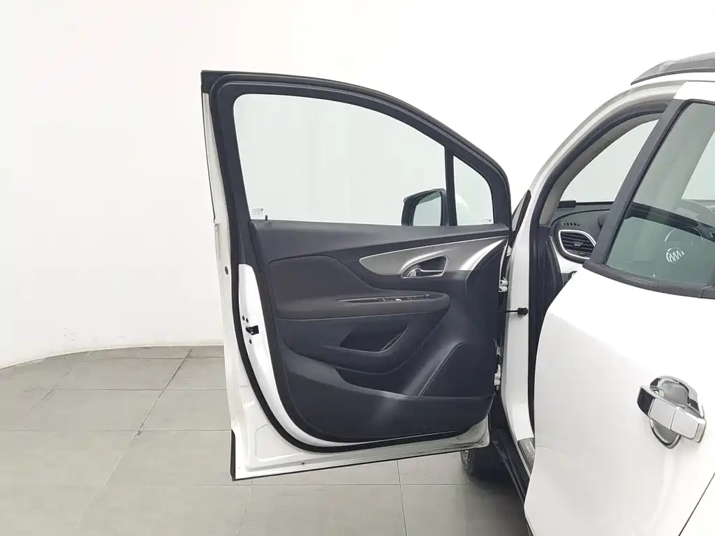 Buick Encore — миниатюра 8