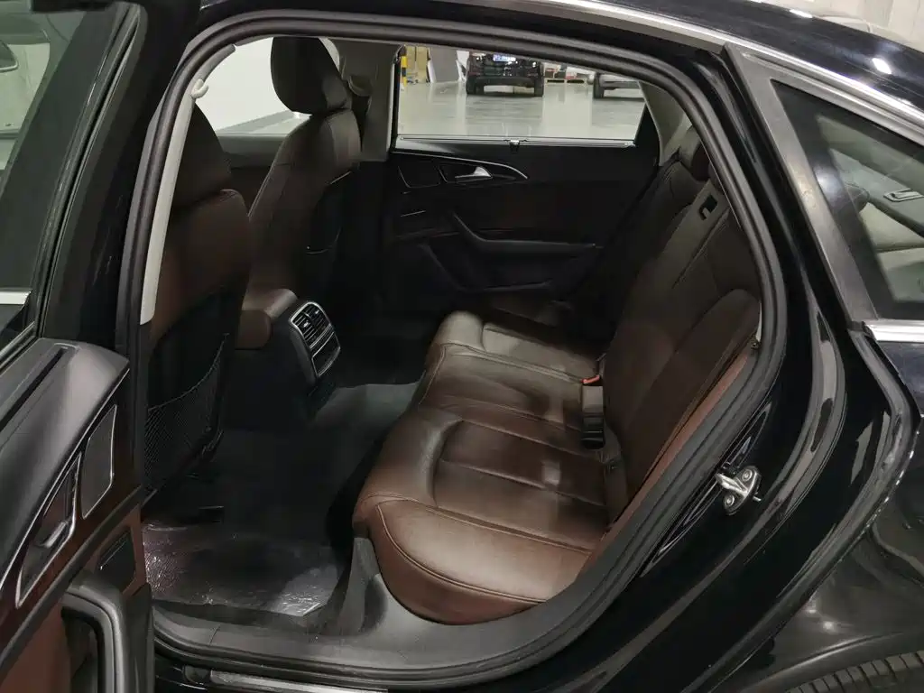 Audi A6L — миниатюра 15