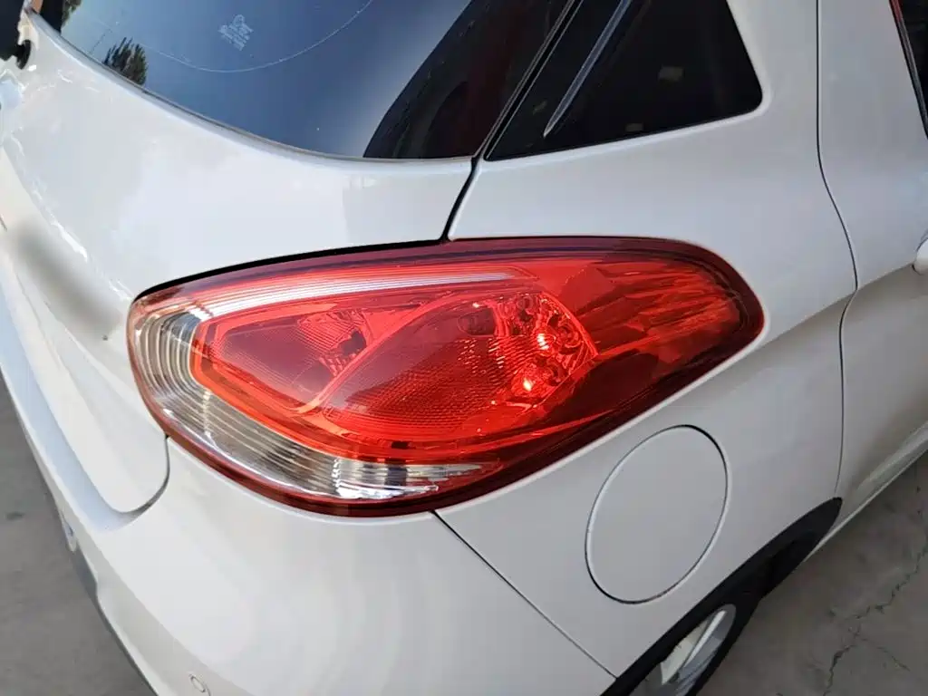 Baojun 310 — миниатюра 8