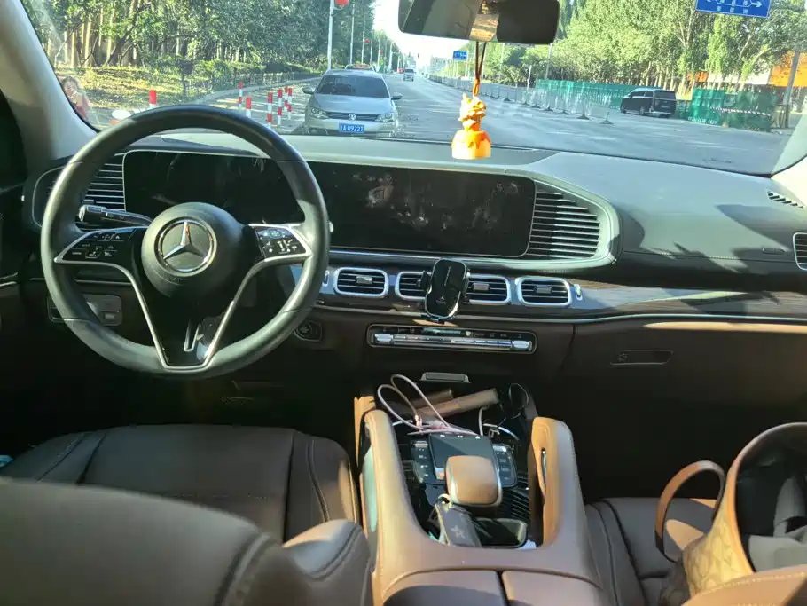 Mercedes-Benz GLE (Import) — миниатюра 12