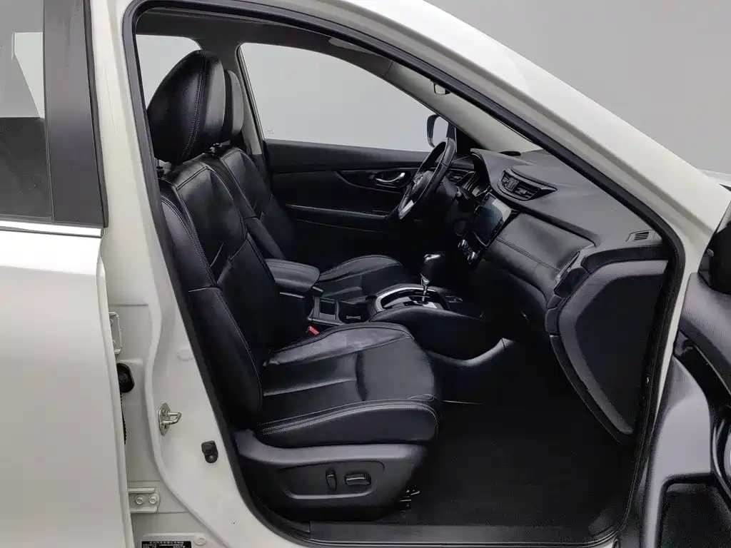 Nissan X-Trail — миниатюра 23