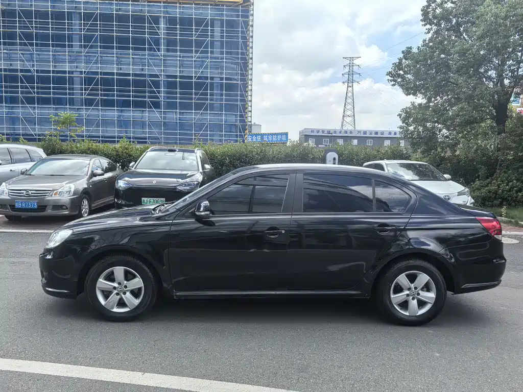 Volkswagen Lavida — миниатюра 4