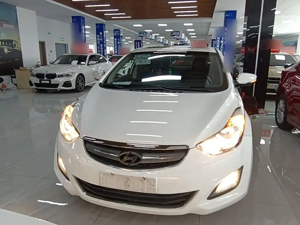 Hyundai Elantra Langdong — миниатюра 3