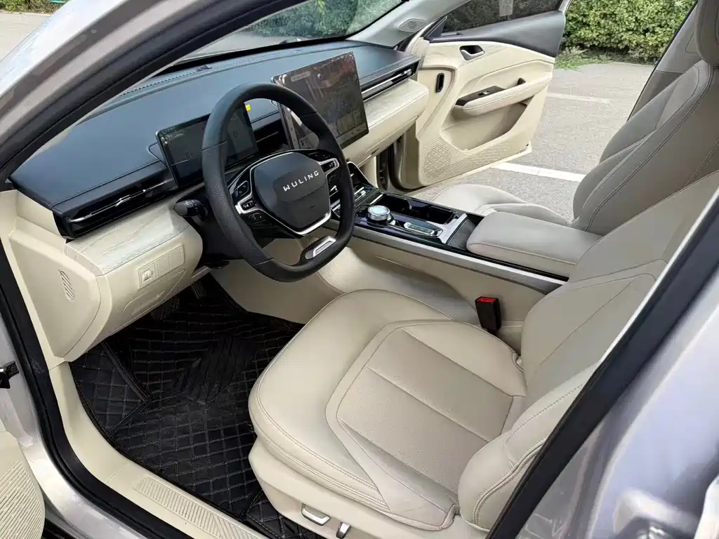 Wuling Xingguang — миниатюра 10
