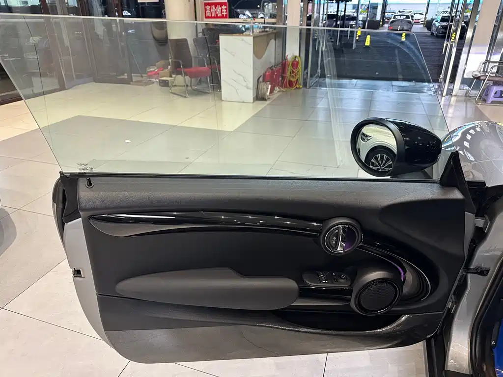 MINI Mini — миниатюра 8