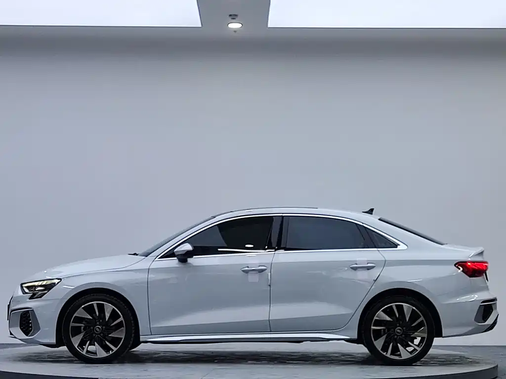Audi A3 — миниатюра 5