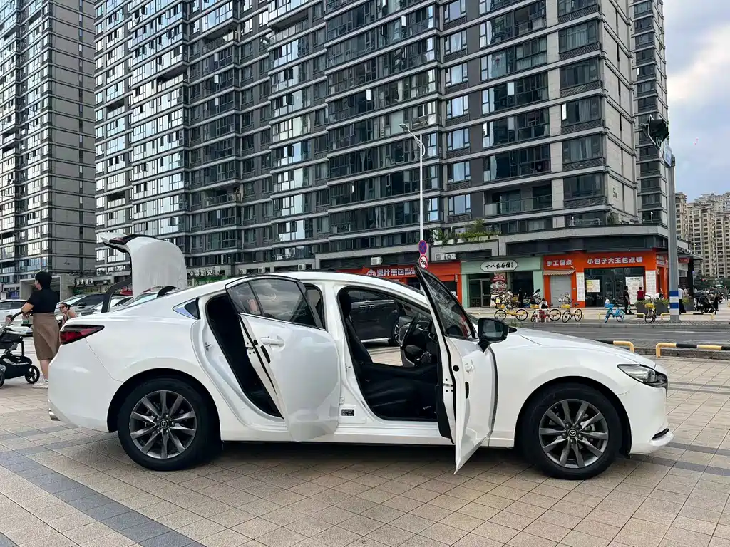 Mazda Atenza — миниатюра 8