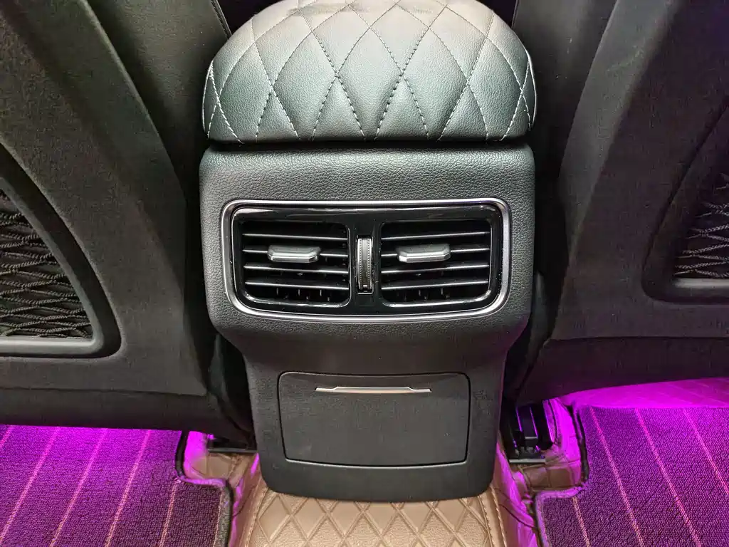 Hongqi Hongqi HS5 - фото 14