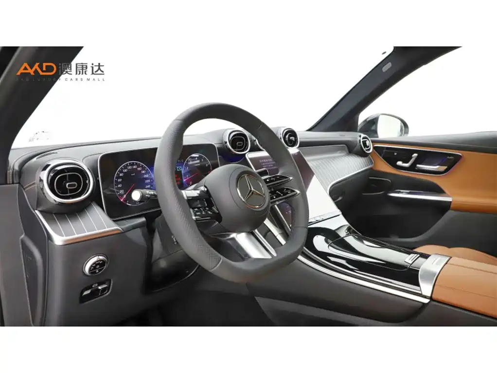 Mercedes-Benz GLC 2023 GLC 260 L 4MATIC Luxury 5 мест