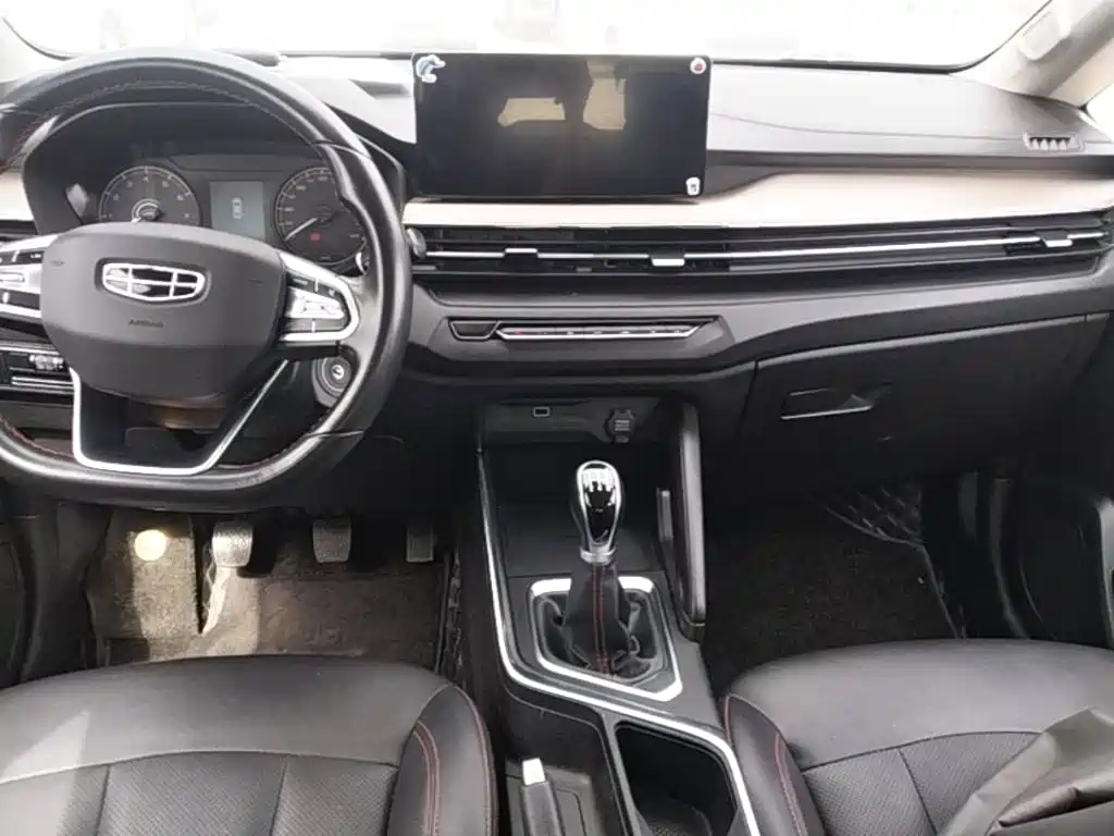Geely Vision X3 — миниатюра 13