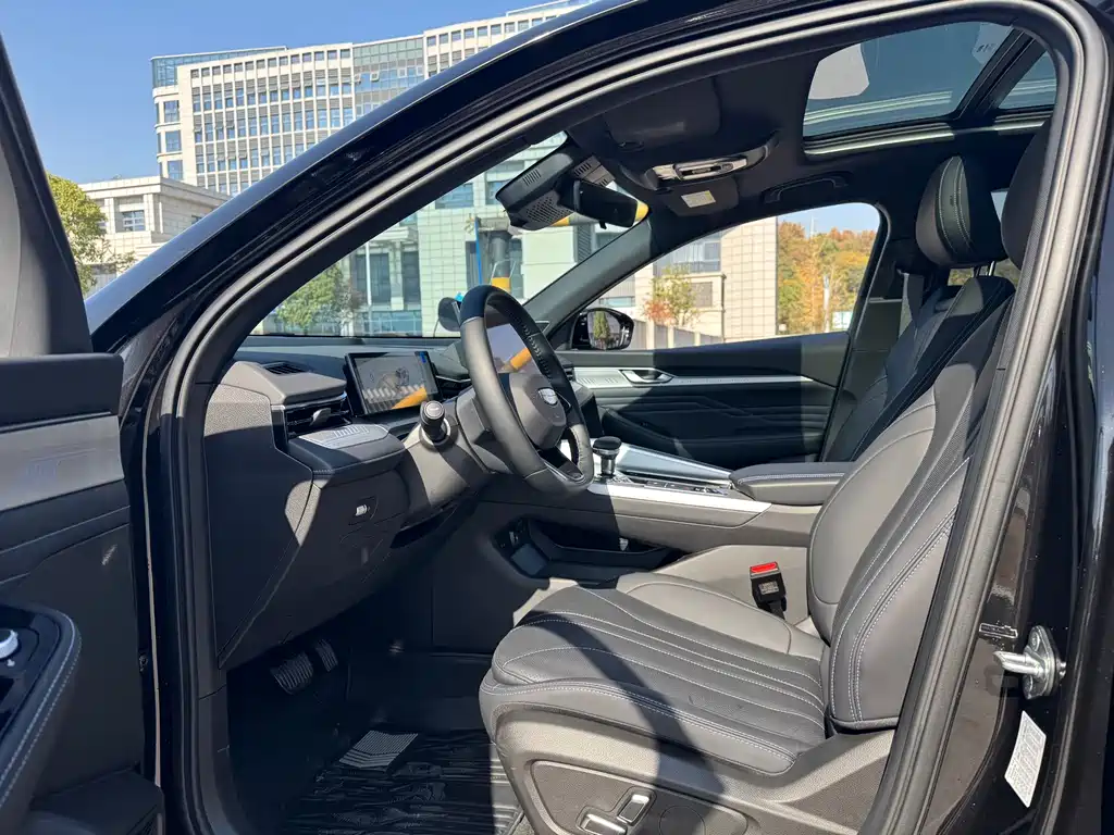 GEELY AUTOMOBILE XINGRUI