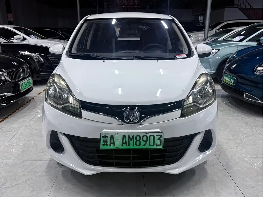 Changan Benben E-Star — миниатюра 2
