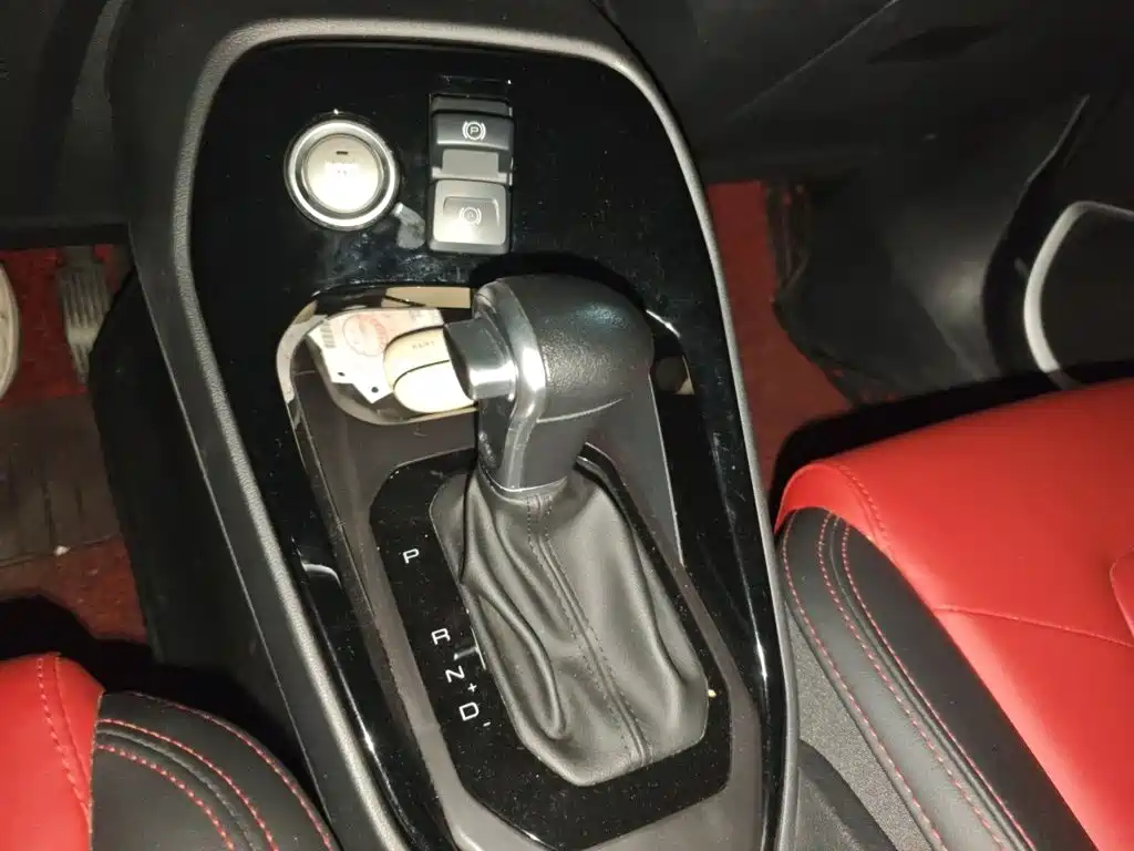 Haval H2s — миниатюра 7