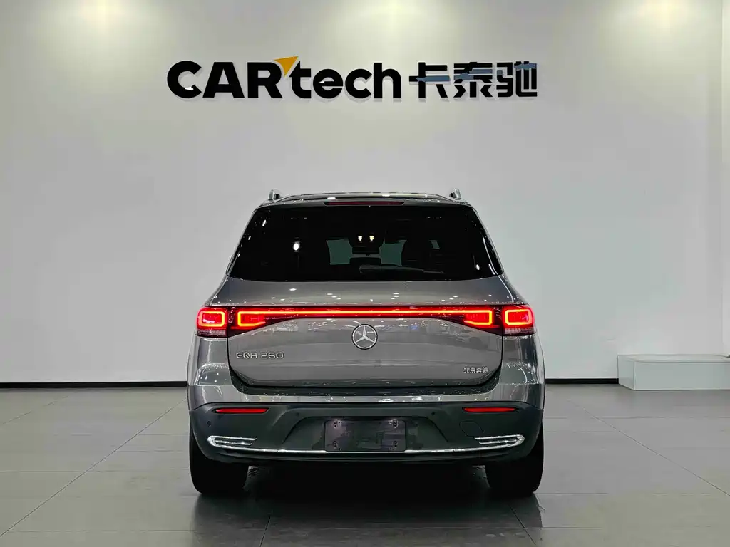 Mercedes-Benz EQB — миниатюра 6