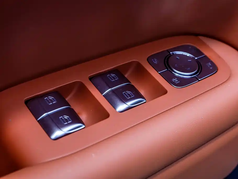 Li Auto Li L6 — миниатюра 21