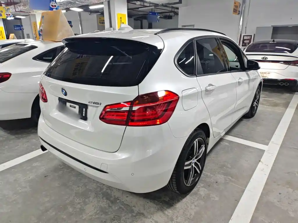 BMW 2 Series Active Tourer (Import) — миниатюра 7