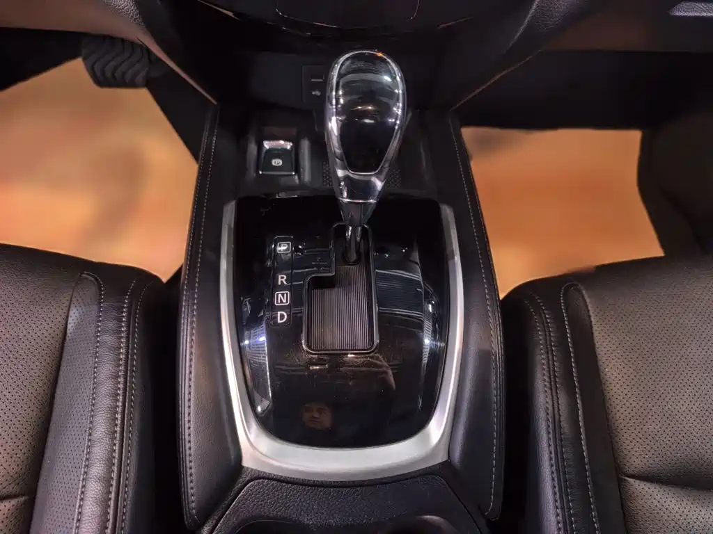 Nissan X-Trail — миниатюра 13