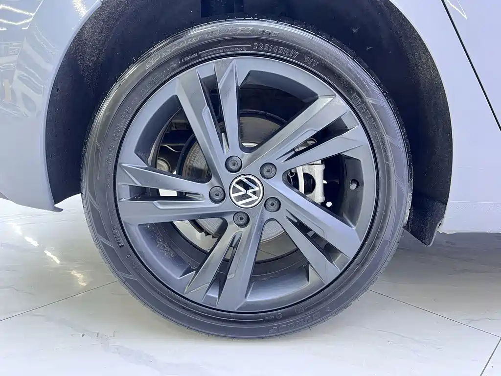 Volkswagen Golf — миниатюра 19