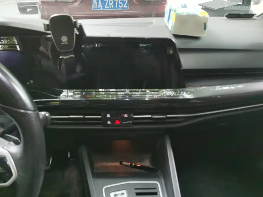 Volkswagen Golf — миниатюра 13