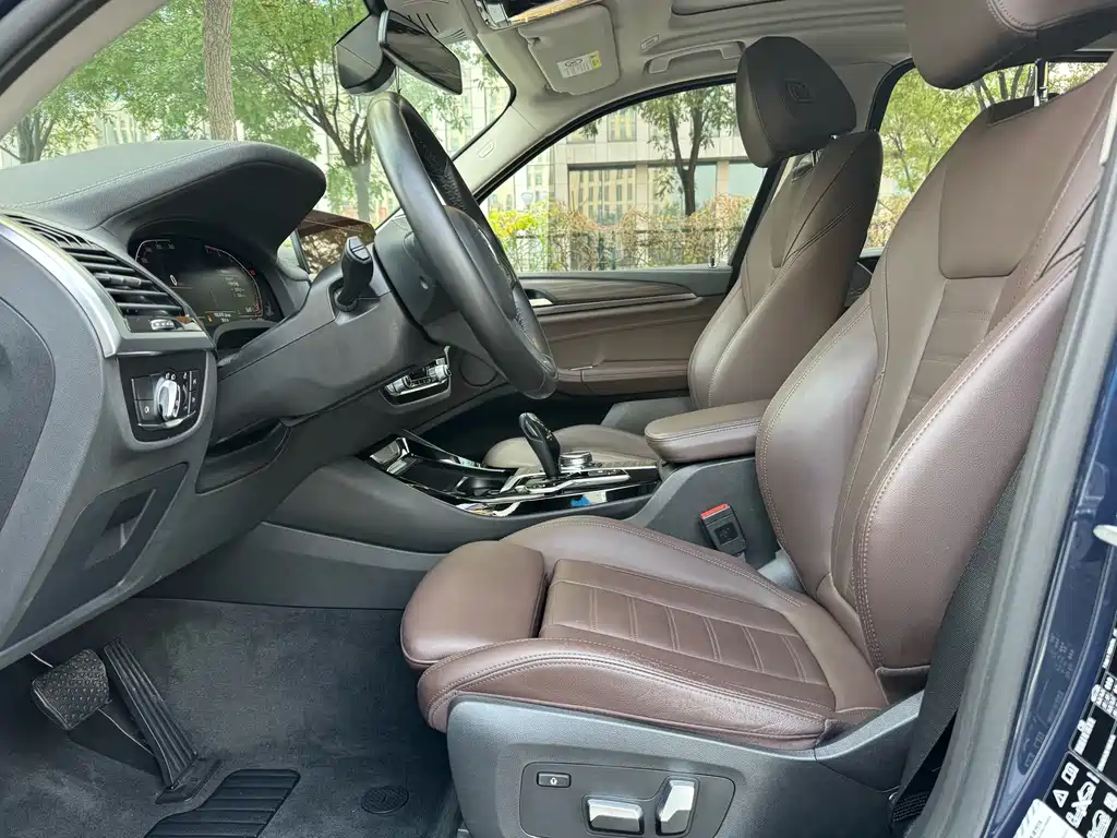 BMW X3 — миниатюра 13