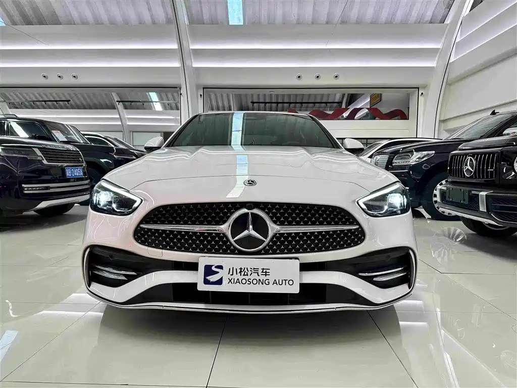 Mercedes-Benz C-Class — миниатюра 2