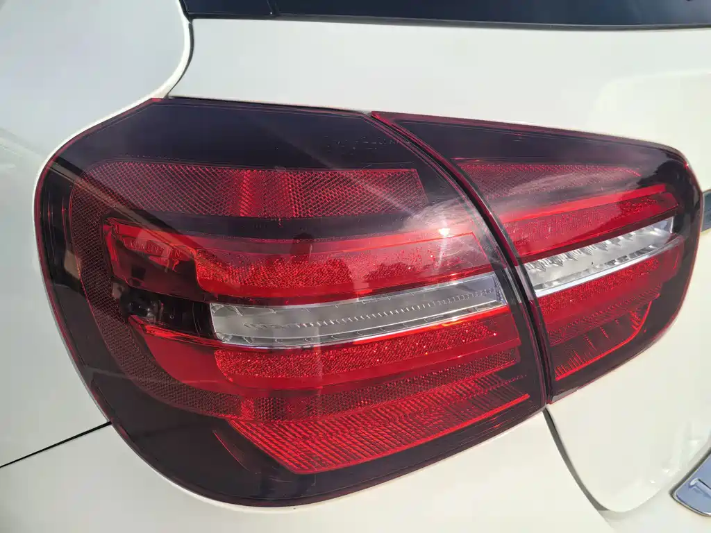 Mercedes-Benz GLA — миниатюра 34