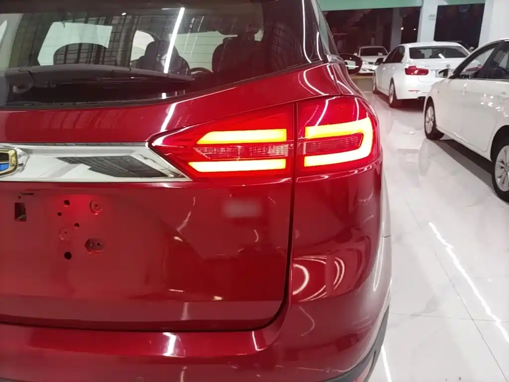 Geely Boyue — миниатюра 8
