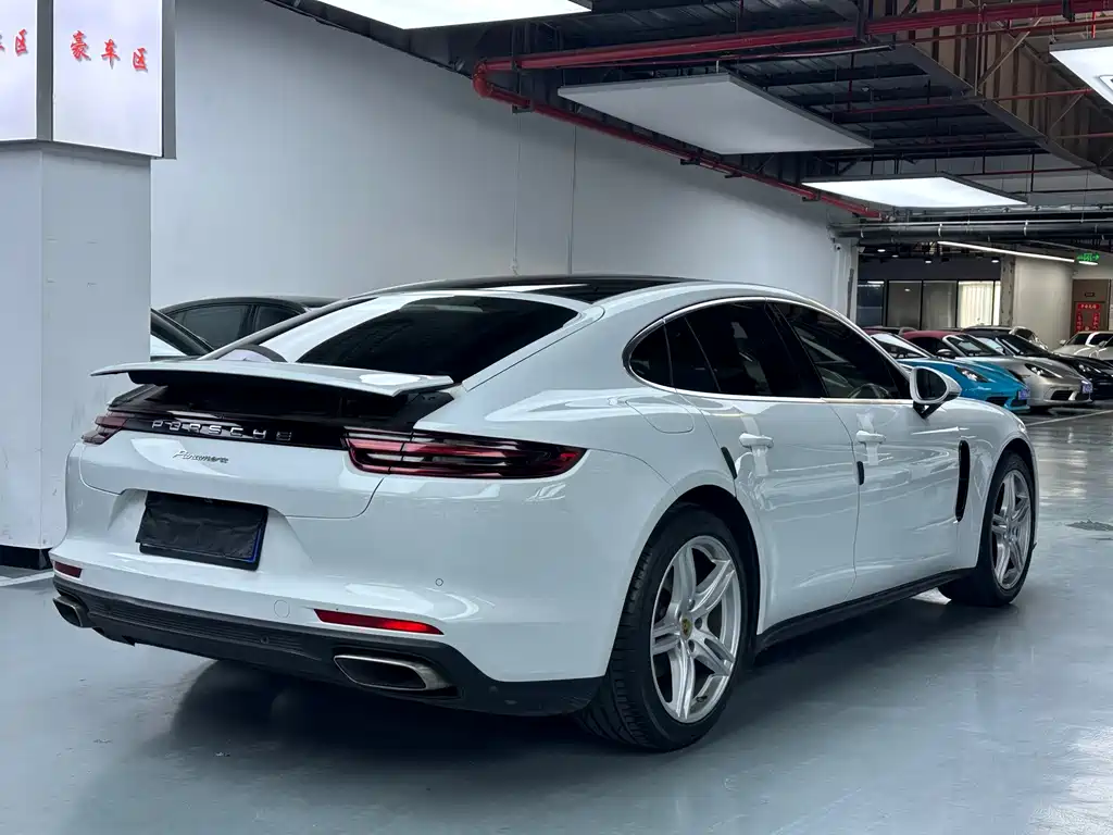Porsche Panamera — миниатюра 25