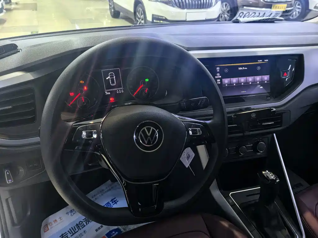Volkswagen Polo — миниатюра 5