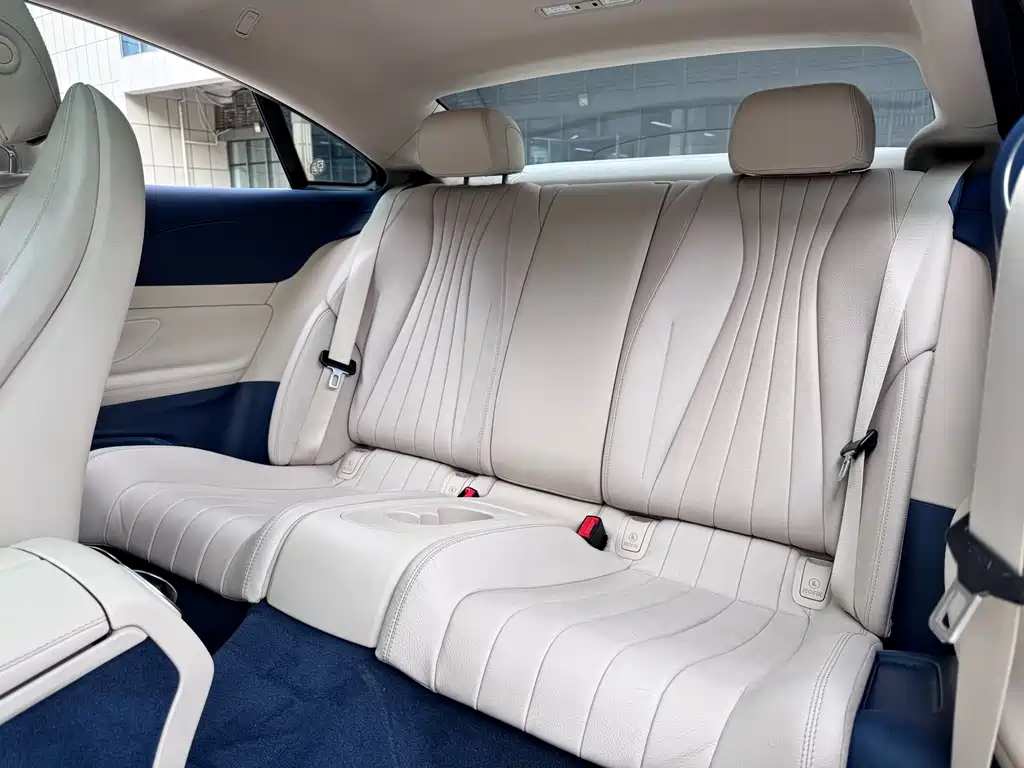 Mercedes-Benz E-Class (Import) — миниатюра 14