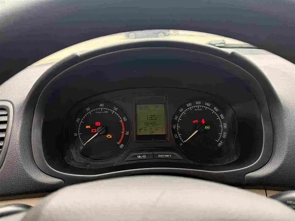 Skoda Fabia — миниатюра 12